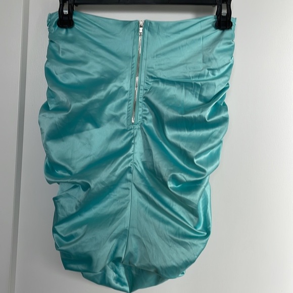 ✨ ASOS • Satin-gathered corset top and mini skirt - Picture 10 of 14